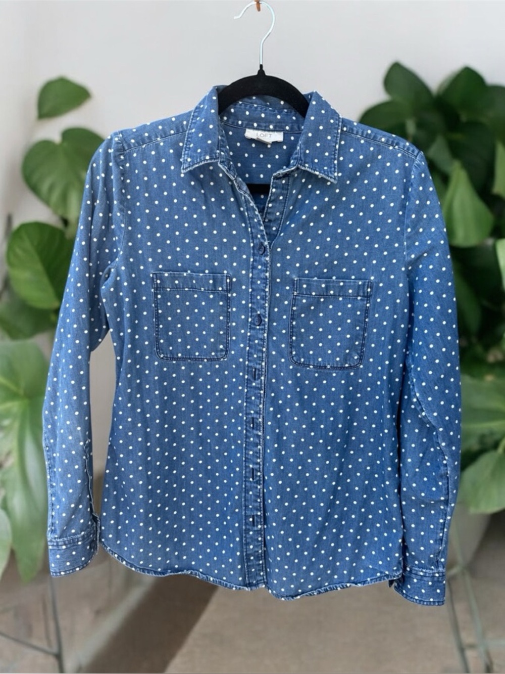 Ann Taylor LOFT chambray button-up polka dot shirt small